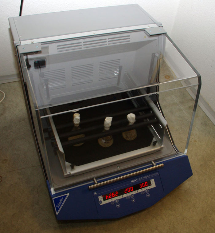 Major Laboratory Equipment : biotrans